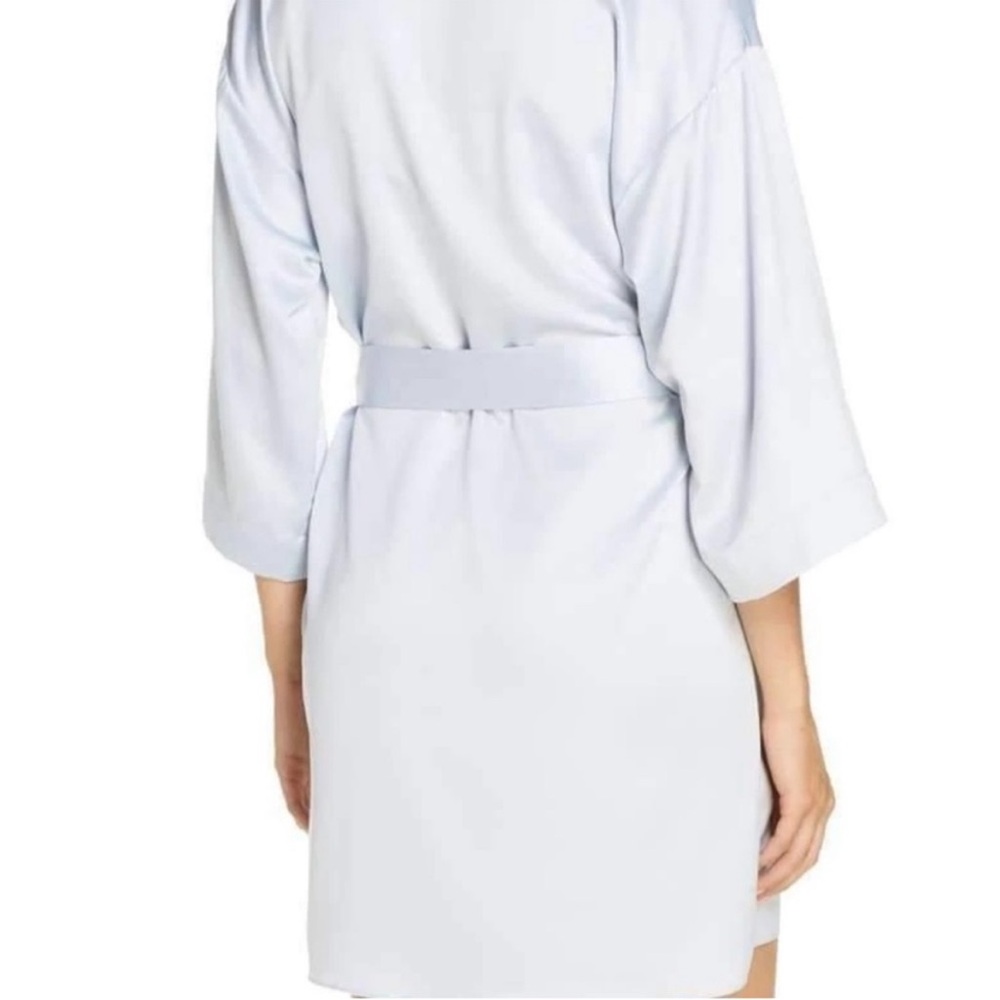 Flora Nickrooz Light Blue Robe - Picture 2 of 6